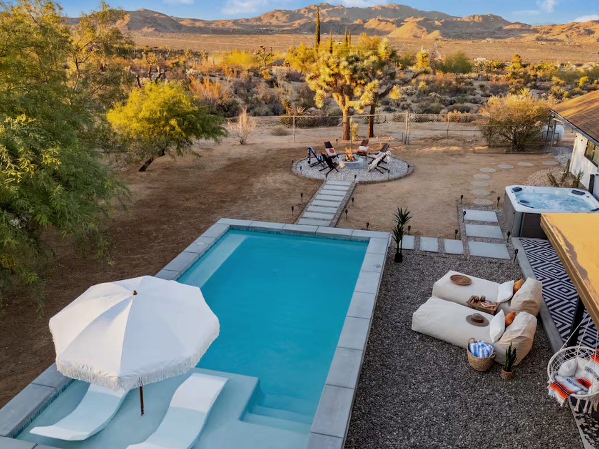 A desert pool at a member property in Joshua Tree, California